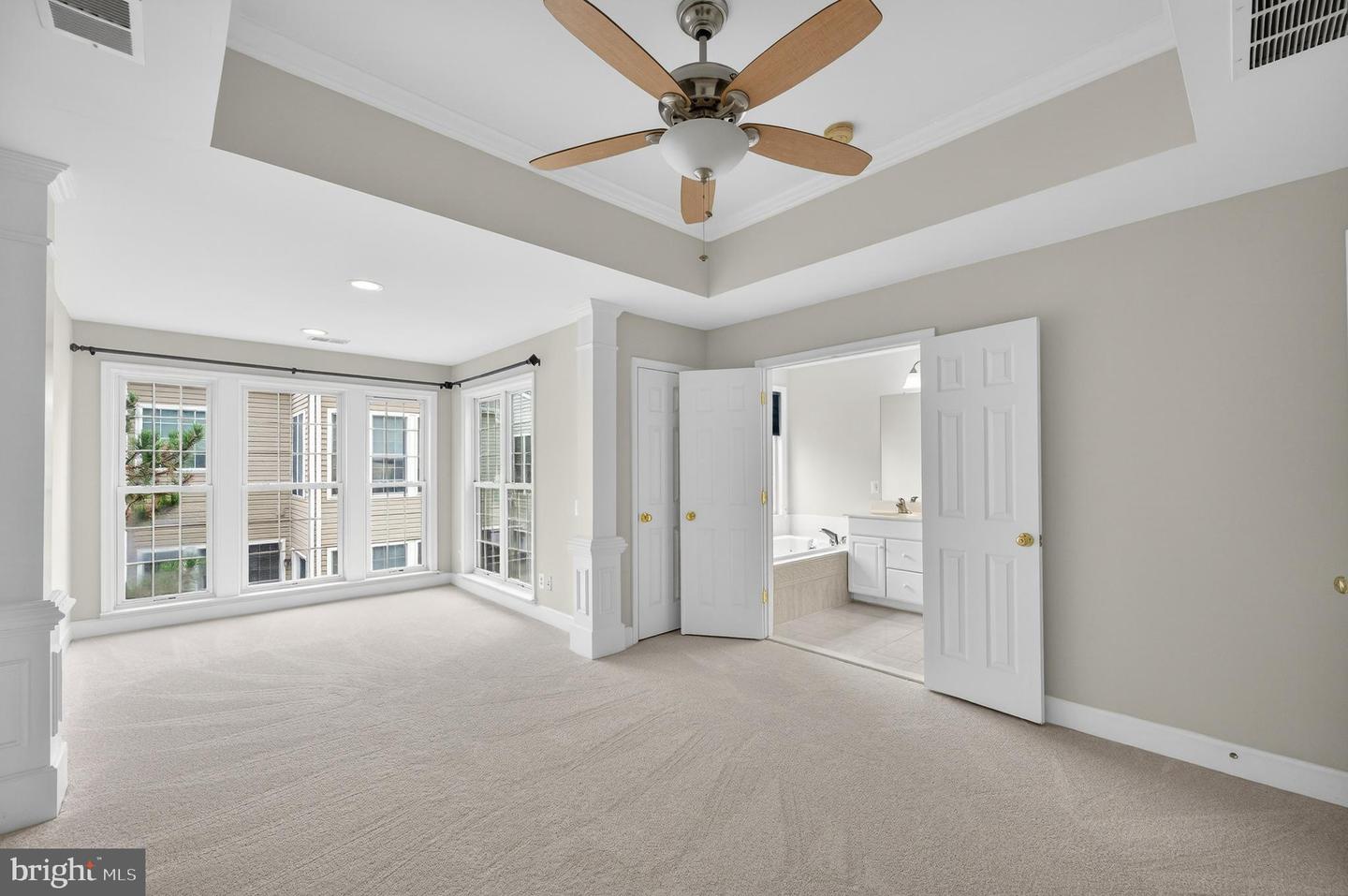 13717 MAPLE SUGAR LN, HERNDON, Virginia 20171, 4 Bedrooms Bedrooms, ,3 BathroomsBathrooms,Residential,For sale,13717 MAPLE SUGAR LN,VAFX2290826 MLS # VAFX2290826