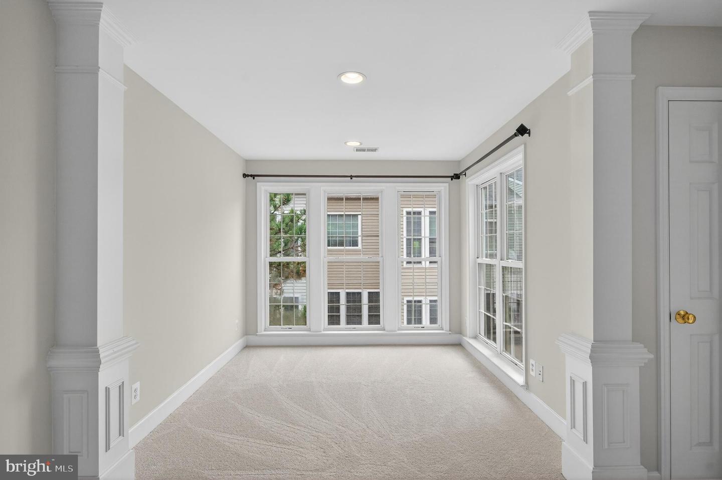 13717 MAPLE SUGAR LN, HERNDON, Virginia 20171, 4 Bedrooms Bedrooms, ,3 BathroomsBathrooms,Residential,For sale,13717 MAPLE SUGAR LN,VAFX2290826 MLS # VAFX2290826