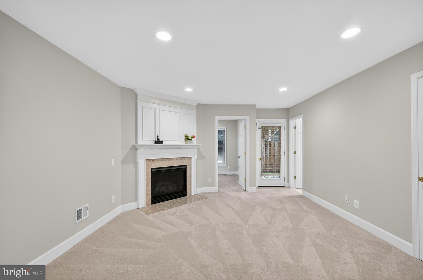 13717 MAPLE SUGAR LN, HERNDON, Virginia 20171, 4 Bedrooms Bedrooms, ,3 BathroomsBathrooms,Residential,For sale,13717 MAPLE SUGAR LN,VAFX2290826 MLS # VAFX2290826