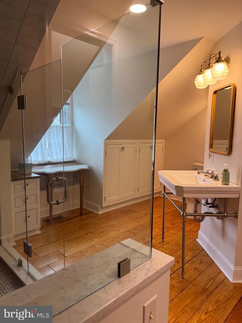 509 MAIN ST, WASHINGTON, Virginia 22747, 3 Bedrooms Bedrooms, 15 Rooms Rooms,4 BathroomsBathrooms,Residential,For sale,509 MAIN ST,VARP2002484 MLS # VARP2002484