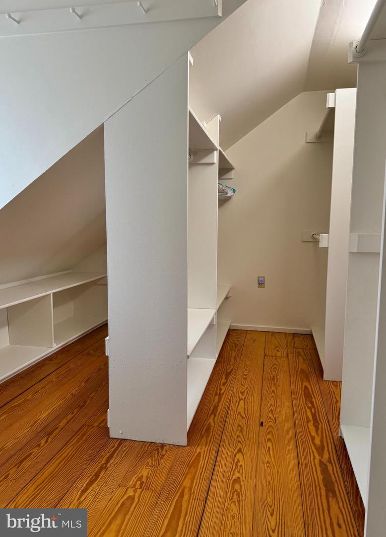 509 MAIN ST, WASHINGTON, Virginia 22747, 3 Bedrooms Bedrooms, 15 Rooms Rooms,4 BathroomsBathrooms,Residential,For sale,509 MAIN ST,VARP2002484 MLS # VARP2002484