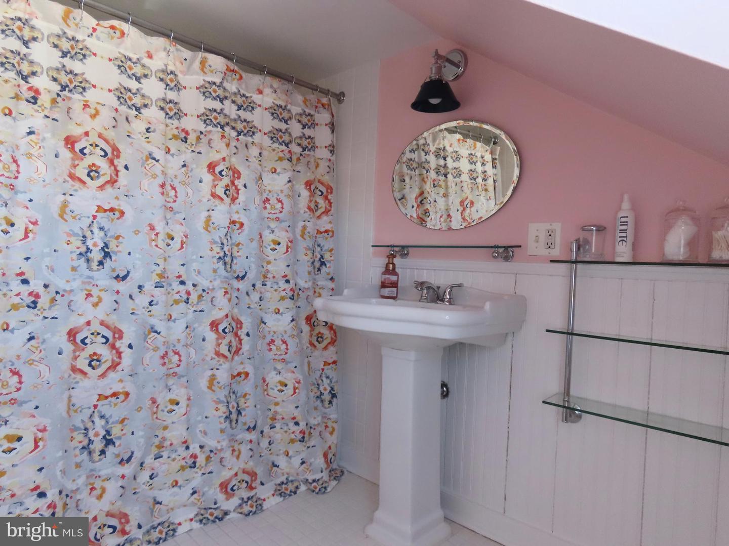 509 MAIN ST, WASHINGTON, Virginia 22747, 3 Bedrooms Bedrooms, 15 Rooms Rooms,4 BathroomsBathrooms,Residential,For sale,509 MAIN ST,VARP2002484 MLS # VARP2002484