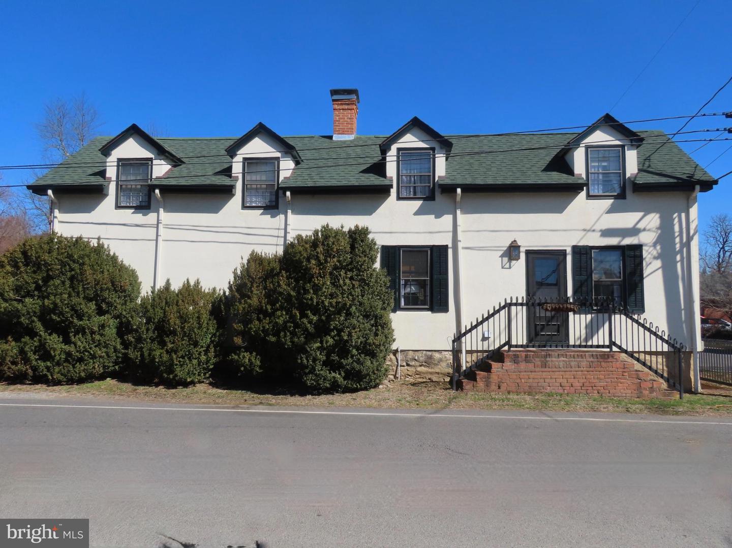 509 MAIN ST, WASHINGTON, Virginia 22747, 3 Bedrooms Bedrooms, 15 Rooms Rooms,4 BathroomsBathrooms,Residential,For sale,509 MAIN ST,VARP2002484 MLS # VARP2002484
