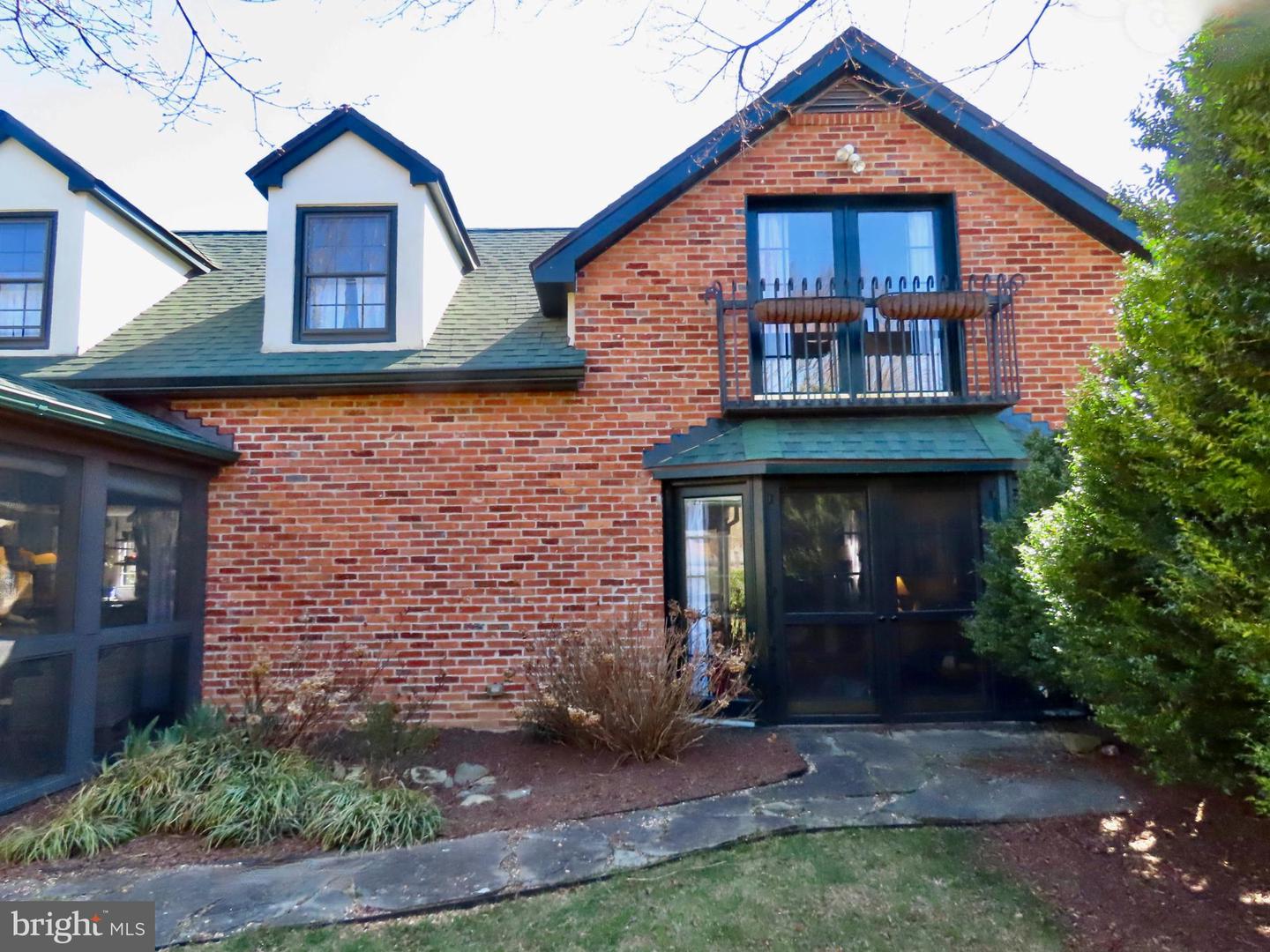 509 MAIN ST, WASHINGTON, Virginia 22747, 3 Bedrooms Bedrooms, 15 Rooms Rooms,4 BathroomsBathrooms,Residential,For sale,509 MAIN ST,VARP2002484 MLS # VARP2002484