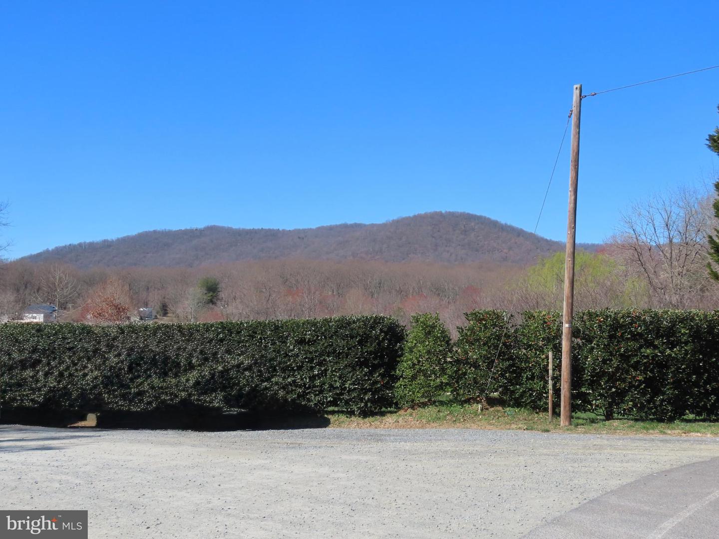 509 MAIN ST, WASHINGTON, Virginia 22747, 3 Bedrooms Bedrooms, 15 Rooms Rooms,4 BathroomsBathrooms,Residential,For sale,509 MAIN ST,VARP2002484 MLS # VARP2002484