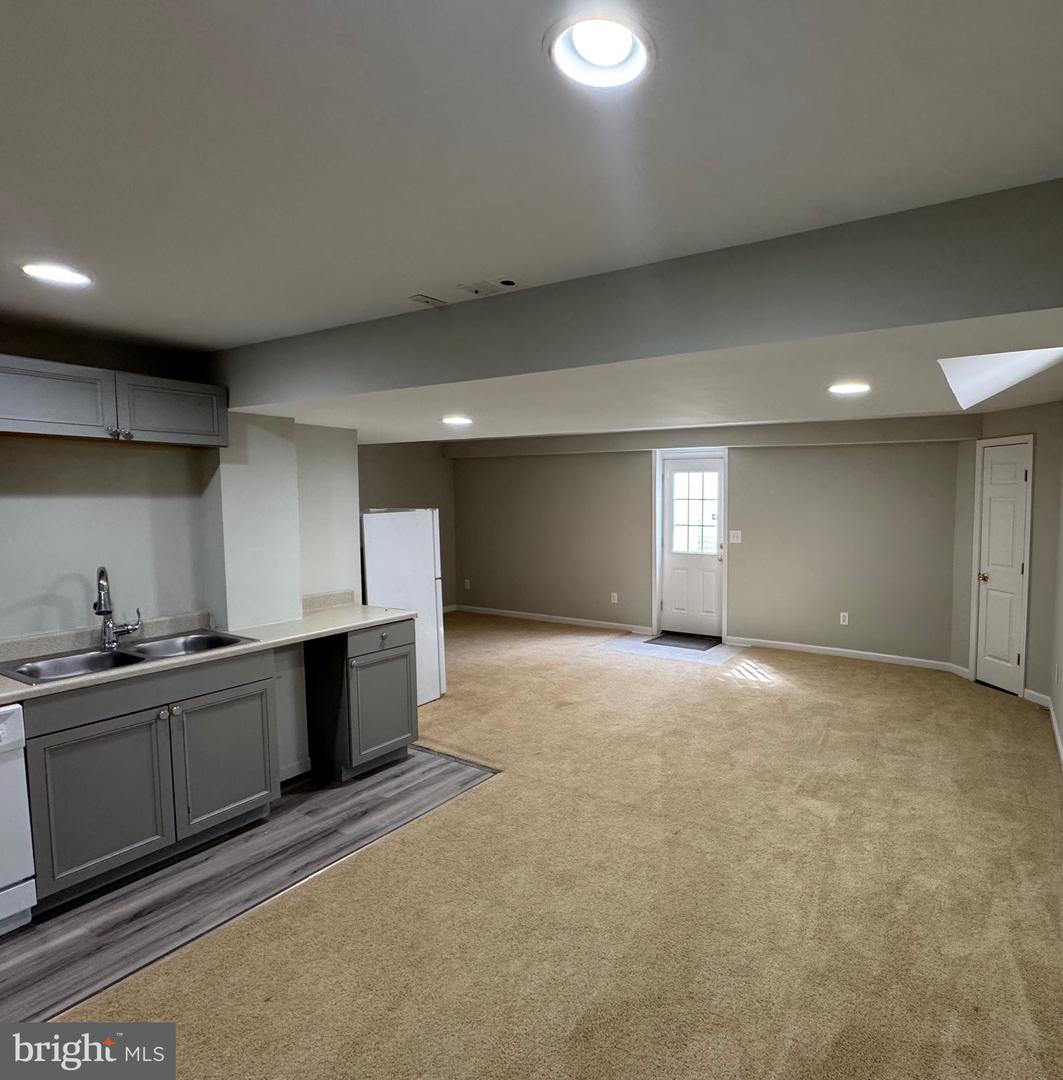 29 NEWBURY DR, STAFFORD, Virginia 22556, 5 Bedrooms Bedrooms, ,3 BathroomsBathrooms,Residential,For sale,29 NEWBURY DR,VAST2046180 MLS # VAST2046180