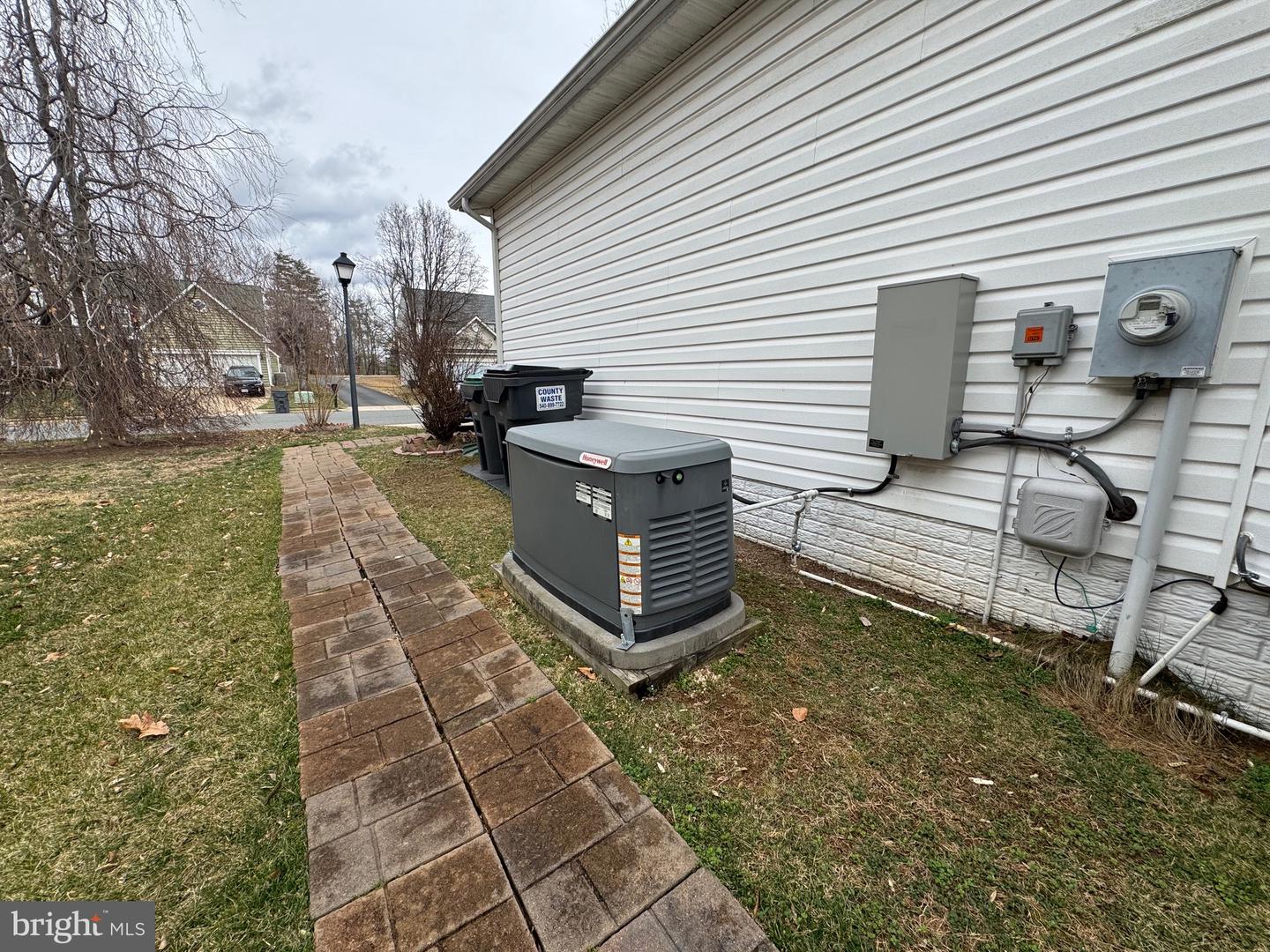 29 NEWBURY DR, STAFFORD, Virginia 22556, 5 Bedrooms Bedrooms, ,3 BathroomsBathrooms,Residential,For sale,29 NEWBURY DR,VAST2046180 MLS # VAST2046180