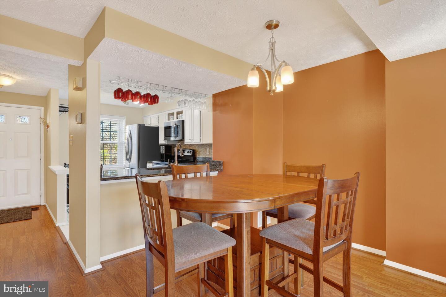 1604 10TH ST S, ARLINGTON, Virginia 22204, 3 Bedrooms Bedrooms, ,2 BathroomsBathrooms,Residential,For sale,1604 10TH ST S,VAAR2068924 MLS # VAAR2068924