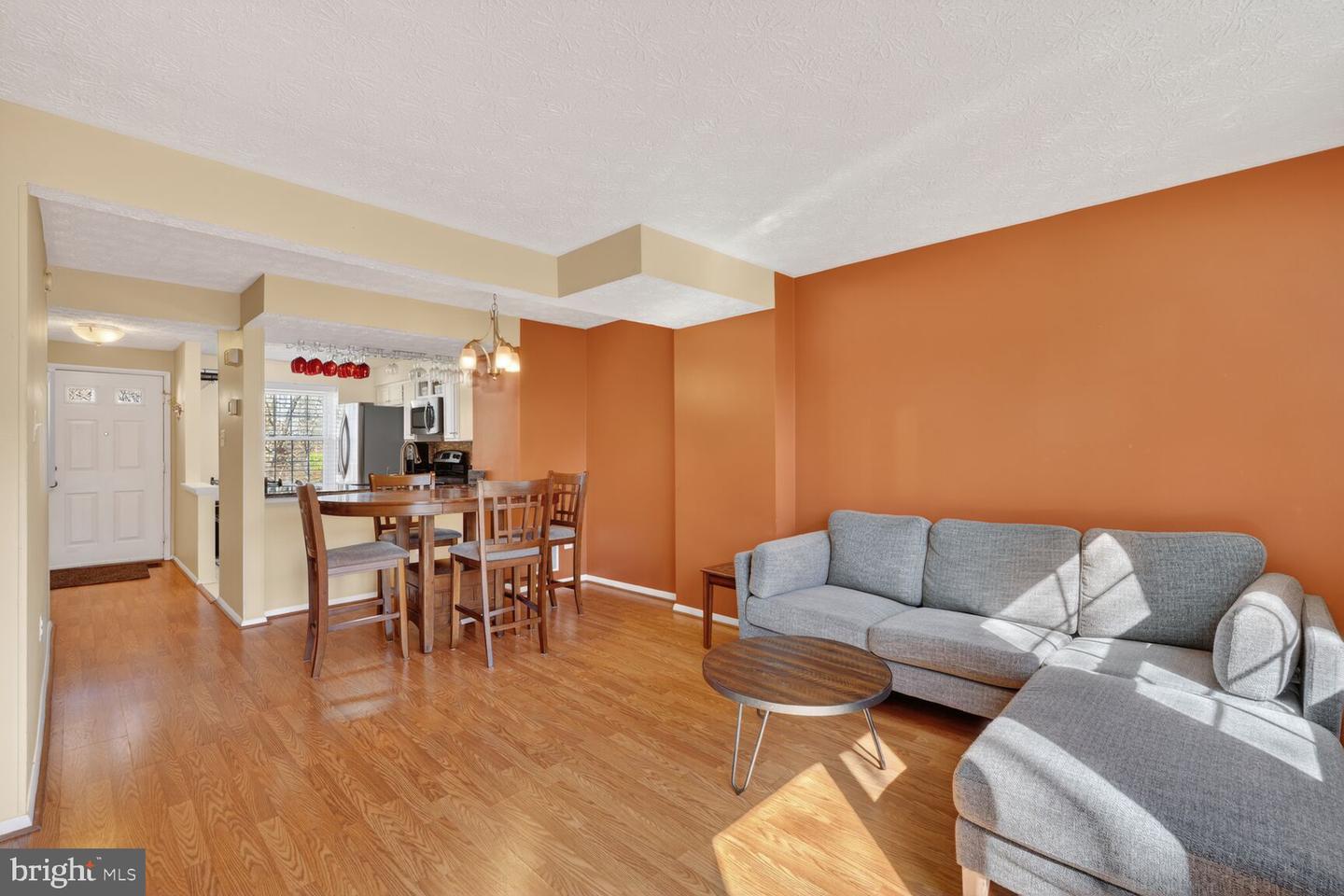 1604 10TH ST S, ARLINGTON, Virginia 22204, 3 Bedrooms Bedrooms, ,2 BathroomsBathrooms,Residential,For sale,1604 10TH ST S,VAAR2068924 MLS # VAAR2068924