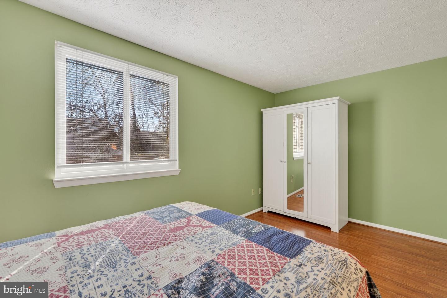 1604 10TH ST S, ARLINGTON, Virginia 22204, 3 Bedrooms Bedrooms, ,2 BathroomsBathrooms,Residential,For sale,1604 10TH ST S,VAAR2068924 MLS # VAAR2068924