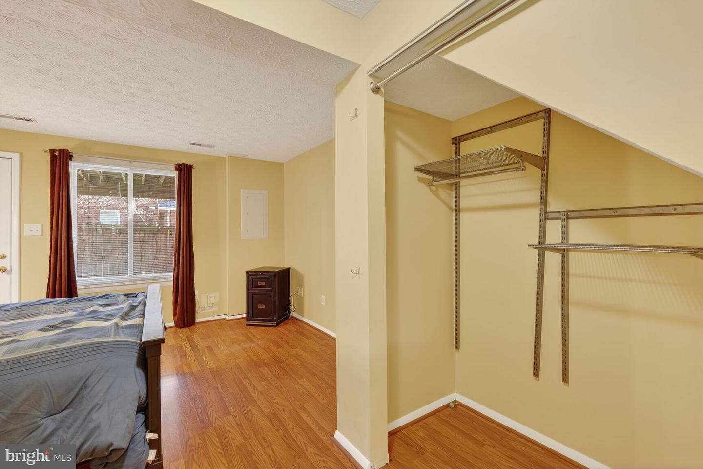 1604 10TH ST S, ARLINGTON, Virginia 22204, 3 Bedrooms Bedrooms, ,2 BathroomsBathrooms,Residential,For sale,1604 10TH ST S,VAAR2068924 MLS # VAAR2068924