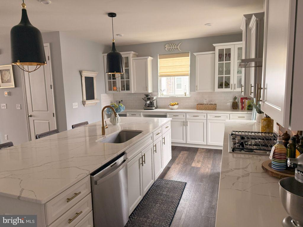 12900 BLUE SKY PL, WOODBRIDGE, Virginia 22192, 4 Bedrooms Bedrooms, ,3 BathroomsBathrooms,Residential,For sale,12900 BLUE SKY PL,VAPW2112946 MLS # VAPW2112946