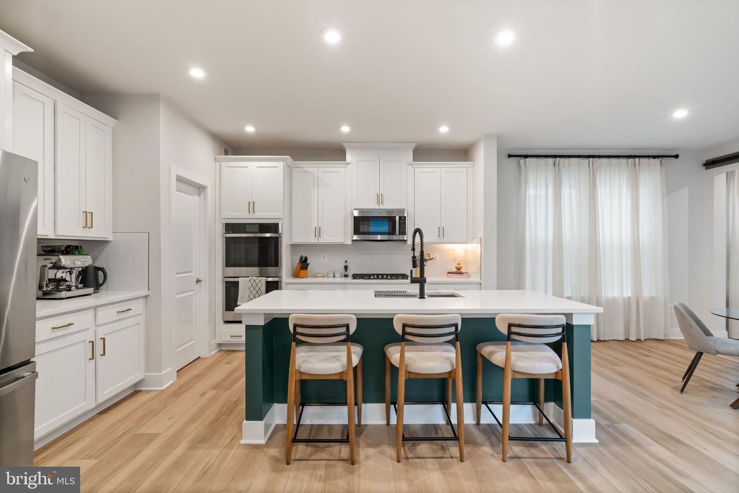 1924 SERVICEBERRY RD, DUMFRIES, Virginia 22026, 4 Bedrooms Bedrooms, ,2 BathroomsBathrooms,Residential,For sale,1924 SERVICEBERRY RD,VAPW2113356 MLS # VAPW2113356