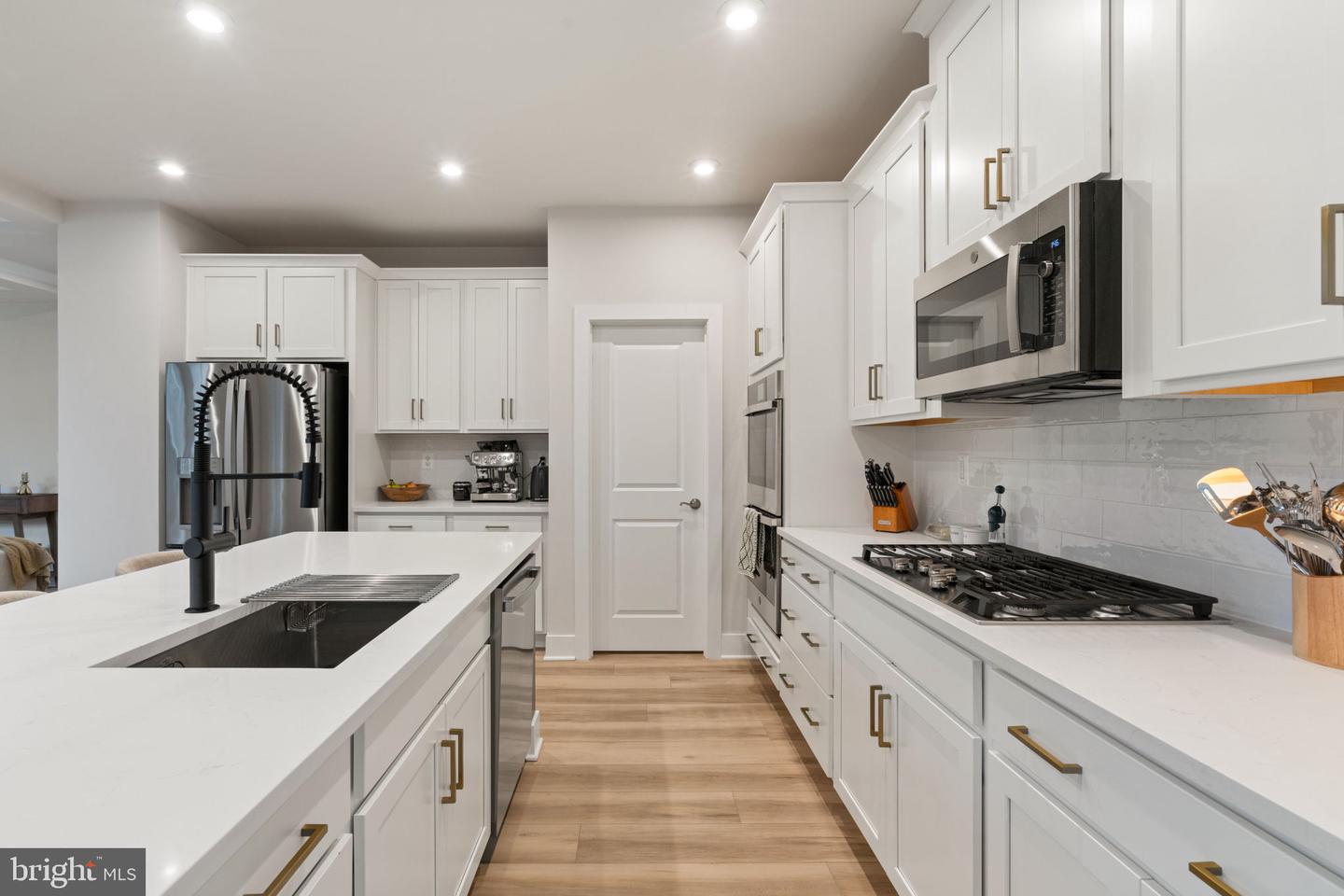 1924 SERVICEBERRY RD, DUMFRIES, Virginia 22026, 4 Bedrooms Bedrooms, ,2 BathroomsBathrooms,Residential,For sale,1924 SERVICEBERRY RD,VAPW2113356 MLS # VAPW2113356