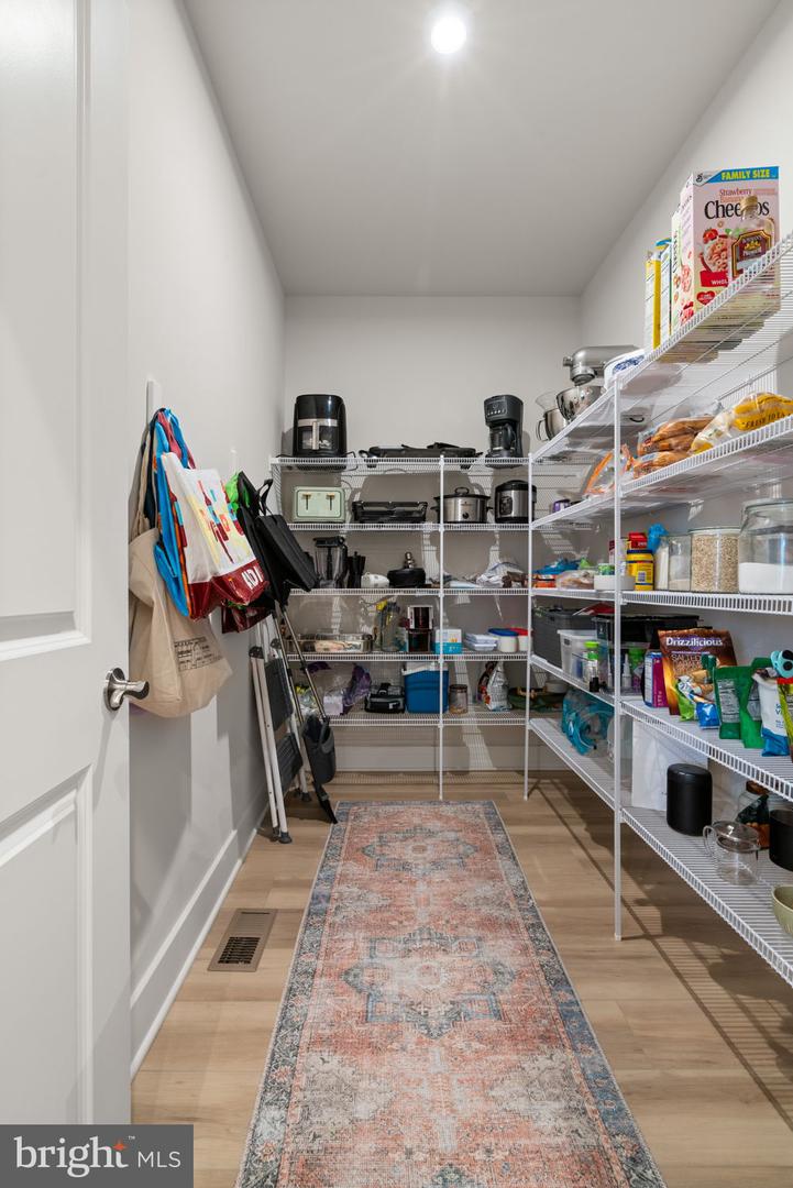 1924 SERVICEBERRY RD, DUMFRIES, Virginia 22026, 4 Bedrooms Bedrooms, ,2 BathroomsBathrooms,Residential,For sale,1924 SERVICEBERRY RD,VAPW2113356 MLS # VAPW2113356