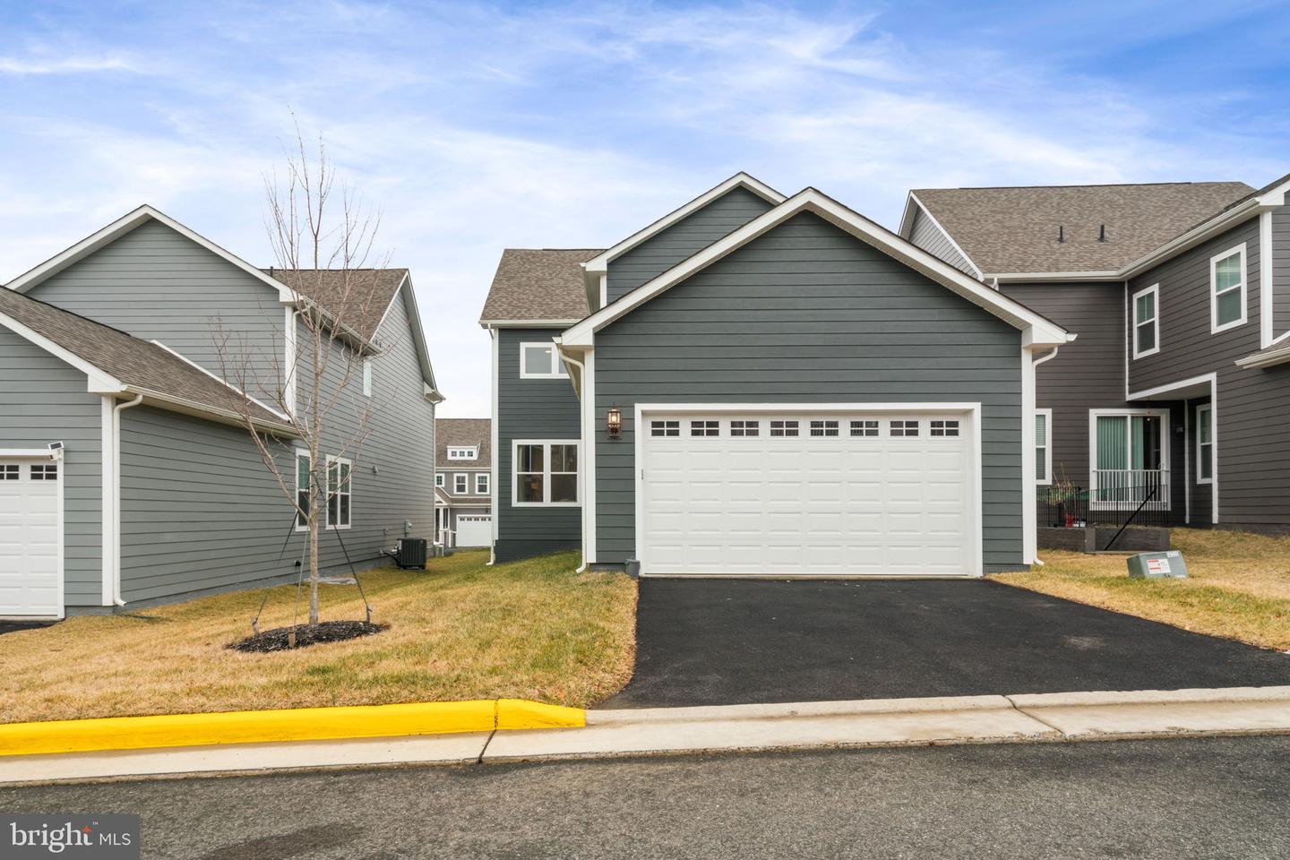 1924 SERVICEBERRY RD, DUMFRIES, Virginia 22026, 4 Bedrooms Bedrooms, ,2 BathroomsBathrooms,Residential,For sale,1924 SERVICEBERRY RD,VAPW2113356 MLS # VAPW2113356