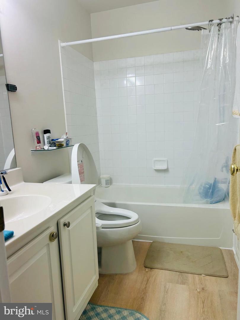 45798 MOUNTAIN PINE SQ, STERLING, Virginia 20166, 3 Bedrooms Bedrooms, ,3 BathroomsBathrooms,Residential,For sale,45798 MOUNTAIN PINE SQ,VALO2116876 MLS # VALO2116876