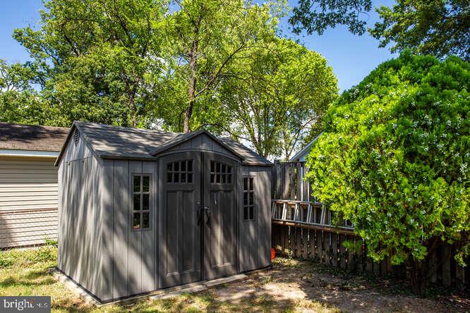 5004 LARNO DR, ALEXANDRIA, Virginia 22310, 4 Bedrooms Bedrooms, ,2 BathroomsBathrooms,Residential,For sale,5004 LARNO DR,VAFX2293466 MLS # VAFX2293466 5004 LARNO DR, ALEXANDRIA, Virginia 22310, 4 Bedrooms Bedrooms, ,2 BathroomsBathrooms,Residential,For sale,5004 LARNO DR,VAFX2293466 MLS # VAFX2293466