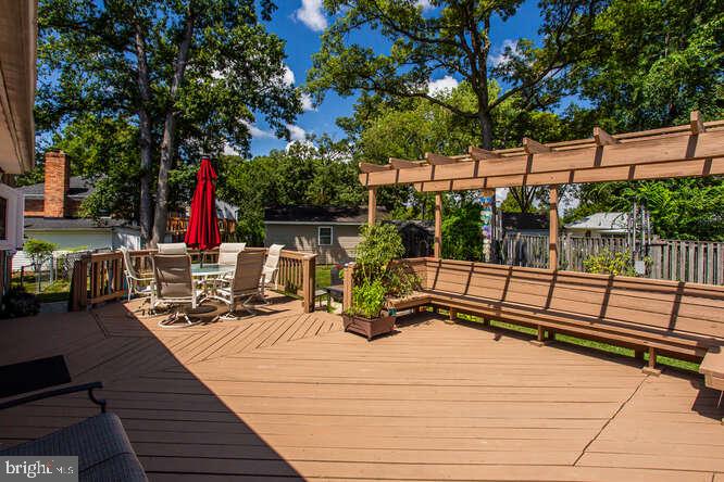 5004 LARNO DR, ALEXANDRIA, Virginia 22310, 4 Bedrooms Bedrooms, ,2 BathroomsBathrooms,Residential,For sale,5004 LARNO DR,VAFX2293466 MLS # VAFX2293466 5004 LARNO DR, ALEXANDRIA, Virginia 22310, 4 Bedrooms Bedrooms, ,2 BathroomsBathrooms,Residential,For sale,5004 LARNO DR,VAFX2293466 MLS # VAFX2293466