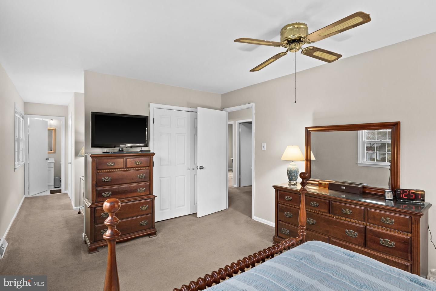 9847 ALAN CT, MANASSAS, Virginia 20109, 4 Bedrooms Bedrooms, ,2 BathroomsBathrooms,Residential,For sale,9847 ALAN CT,VAPW2113688 MLS # VAPW2113688