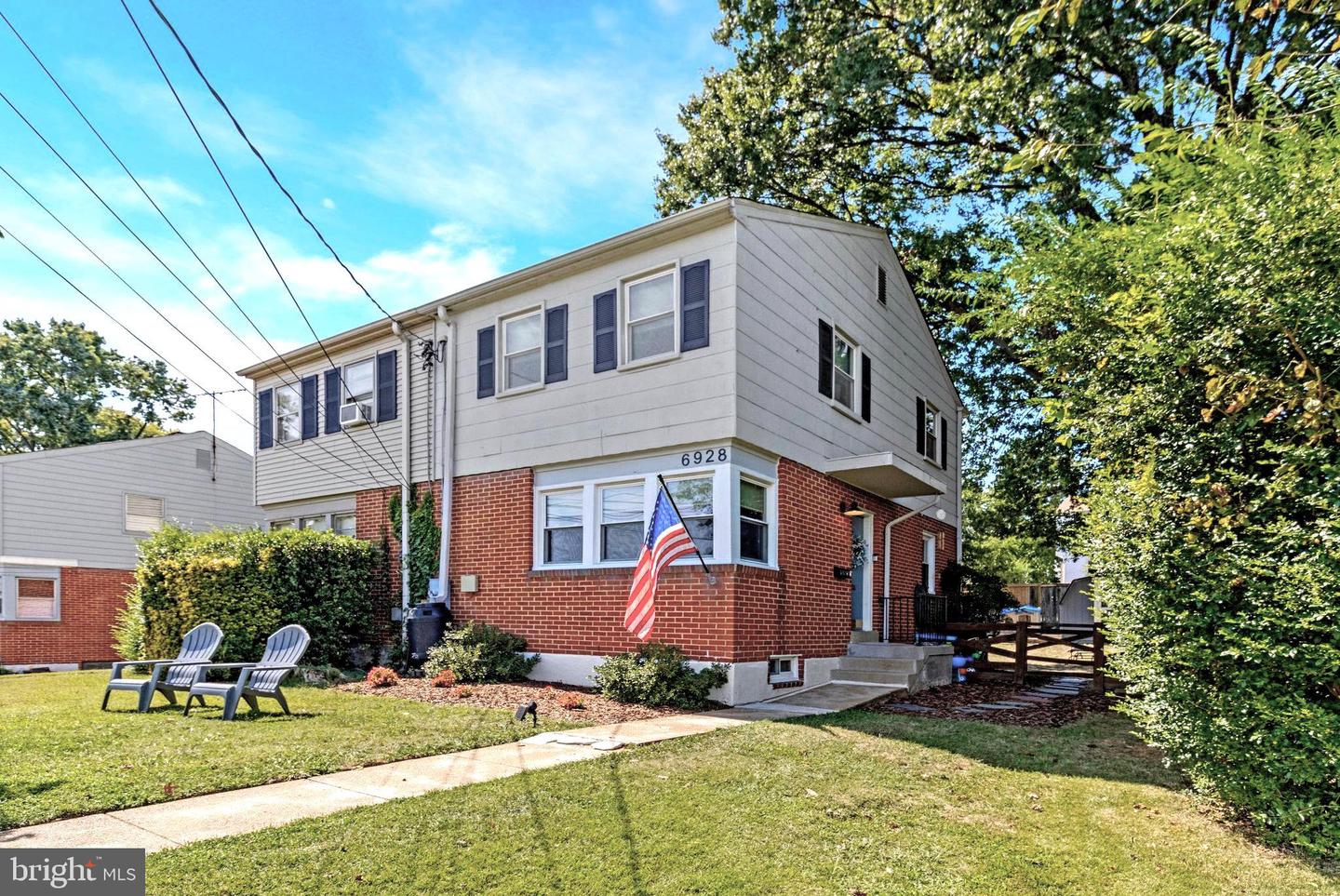 6928 UNIVERSITY DR, ALEXANDRIA, Virginia 22307, 2 Bedrooms Bedrooms, 9 Rooms Rooms,2 BathroomsBathrooms,Residential,For sale,6928 UNIVERSITY DR,VAFX2294074 MLS # VAFX2294074