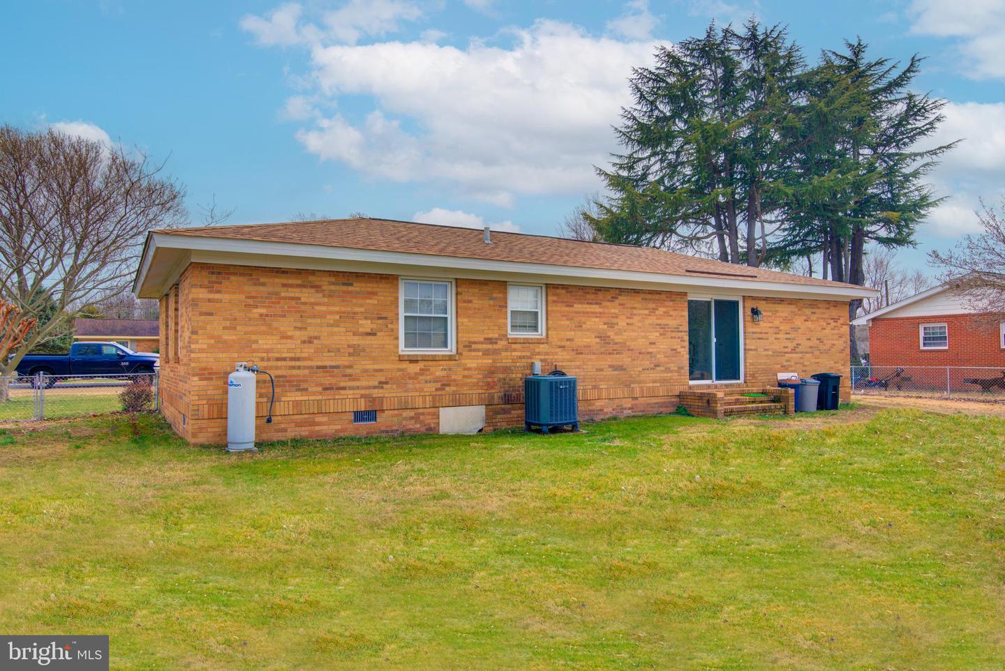 62 DARL CIR, COLONIAL BEACH, Virginia 22443, 3 Bedrooms Bedrooms, ,2 BathroomsBathrooms,Residential,For sale,62 DARL CIR,VAWE2010624 MLS # VAWE2010624