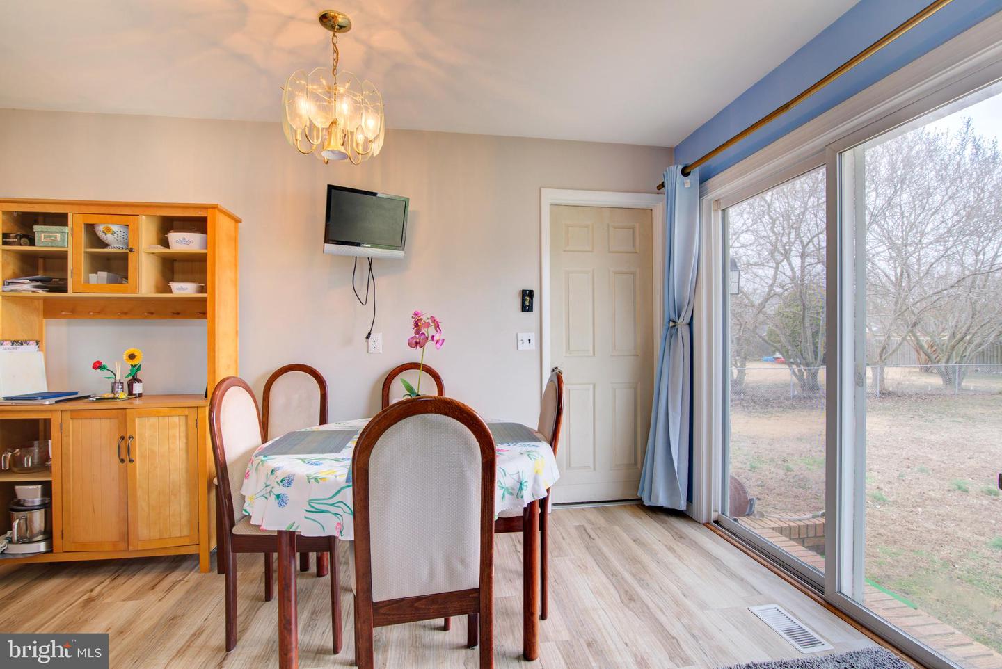 62 DARL CIR, COLONIAL BEACH, Virginia 22443, 3 Bedrooms Bedrooms, ,2 BathroomsBathrooms,Residential,For sale,62 DARL CIR,VAWE2010624 MLS # VAWE2010624