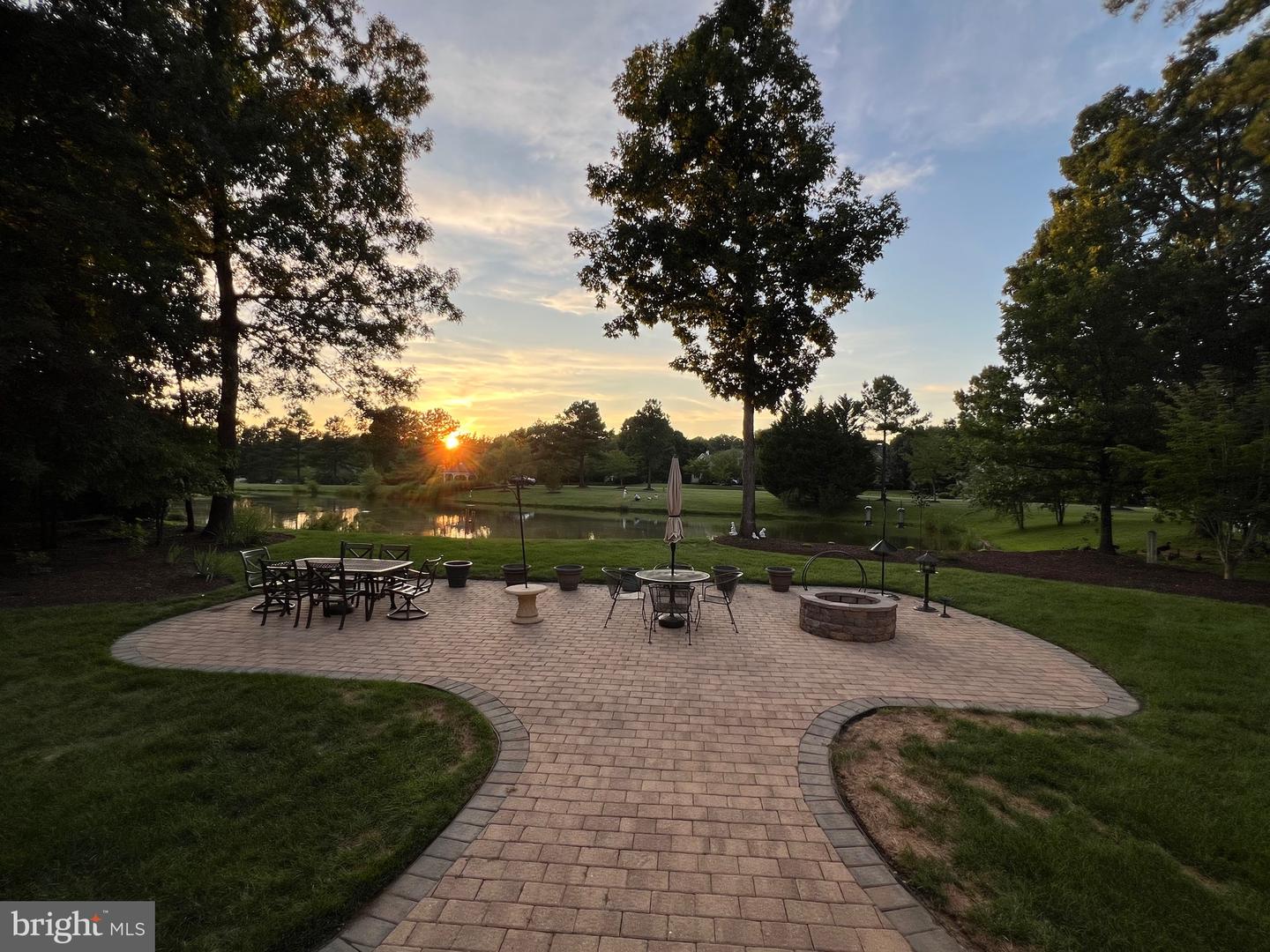 11207 VALOR BRIDGE DR, SPOTSYLVANIA, Virginia 22551, 5 Bedrooms Bedrooms, ,4 BathroomsBathrooms,Residential,For sale,11207 VALOR BRIDGE DR,VASP2039802 MLS # VASP2039802