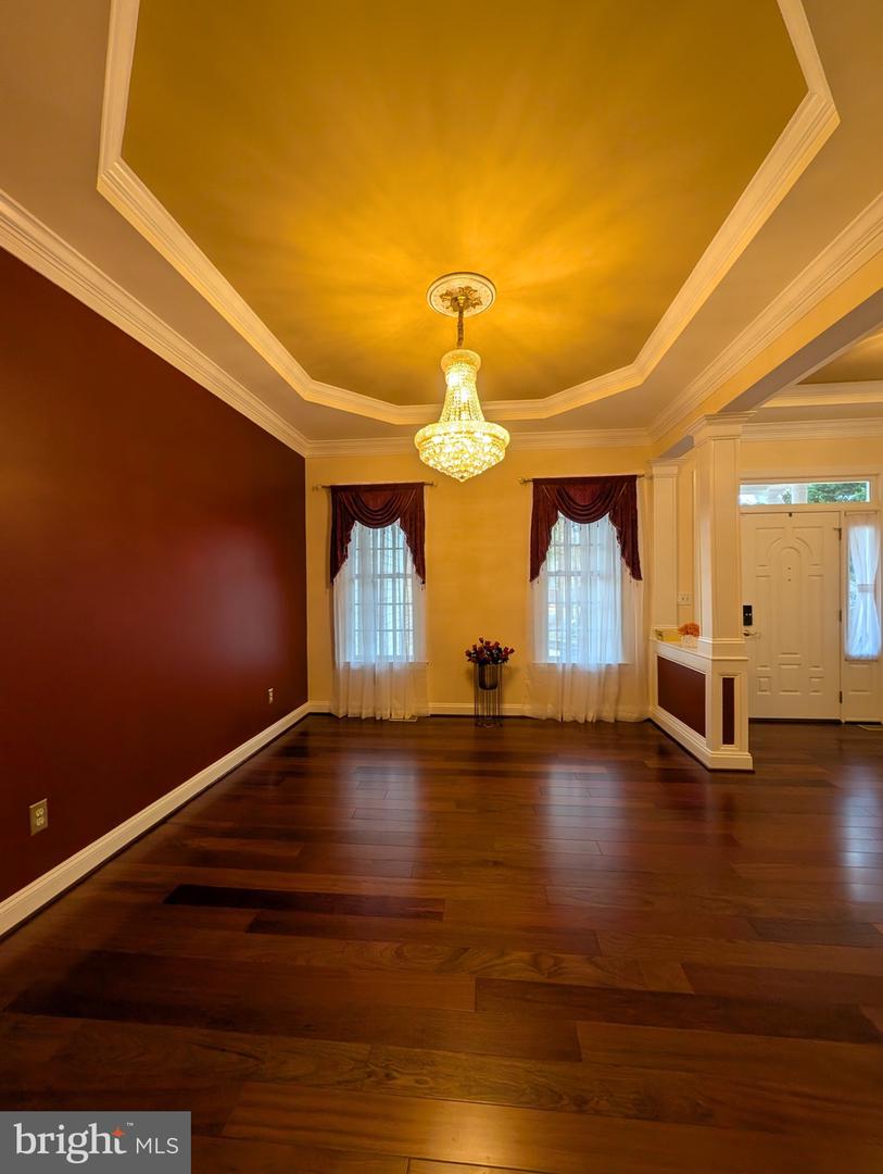 11207 VALOR BRIDGE DR, SPOTSYLVANIA, Virginia 22551, 5 Bedrooms Bedrooms, ,4 BathroomsBathrooms,Residential,For sale,11207 VALOR BRIDGE DR,VASP2039802 MLS # VASP2039802