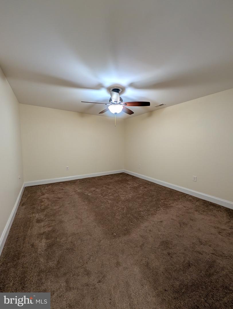 11207 VALOR BRIDGE DR, SPOTSYLVANIA, Virginia 22551, 5 Bedrooms Bedrooms, ,4 BathroomsBathrooms,Residential,For sale,11207 VALOR BRIDGE DR,VASP2039802 MLS # VASP2039802