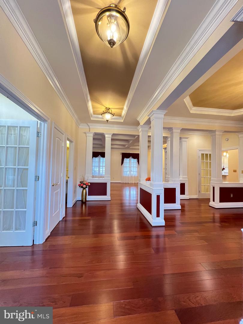 11207 VALOR BRIDGE DR, SPOTSYLVANIA, Virginia 22551, 5 Bedrooms Bedrooms, ,4 BathroomsBathrooms,Residential,For sale,11207 VALOR BRIDGE DR,VASP2039802 MLS # VASP2039802