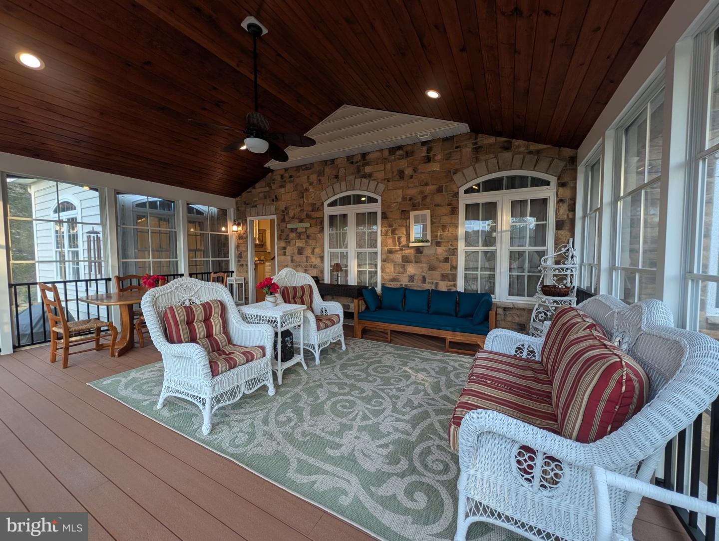 11207 VALOR BRIDGE DR, SPOTSYLVANIA, Virginia 22551, 5 Bedrooms Bedrooms, ,4 BathroomsBathrooms,Residential,For sale,11207 VALOR BRIDGE DR,VASP2039802 MLS # VASP2039802