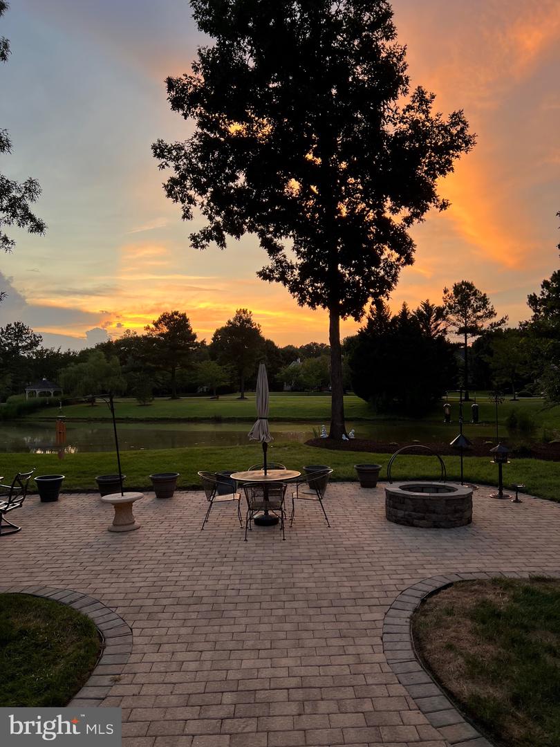 11207 VALOR BRIDGE DR, SPOTSYLVANIA, Virginia 22551, 5 Bedrooms Bedrooms, ,4 BathroomsBathrooms,Residential,For sale,11207 VALOR BRIDGE DR,VASP2039802 MLS # VASP2039802