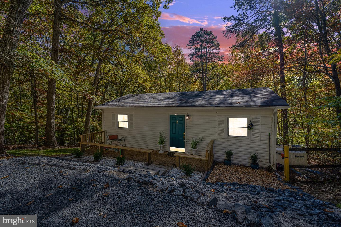 268 VAUGHT DR, FRONT ROYAL, Virginia 22630, 2 Bedrooms Bedrooms, ,1 BathroomBathrooms,Residential,For sale,268 VAUGHT DR,VAWR2013604 MLS # VAWR2013604