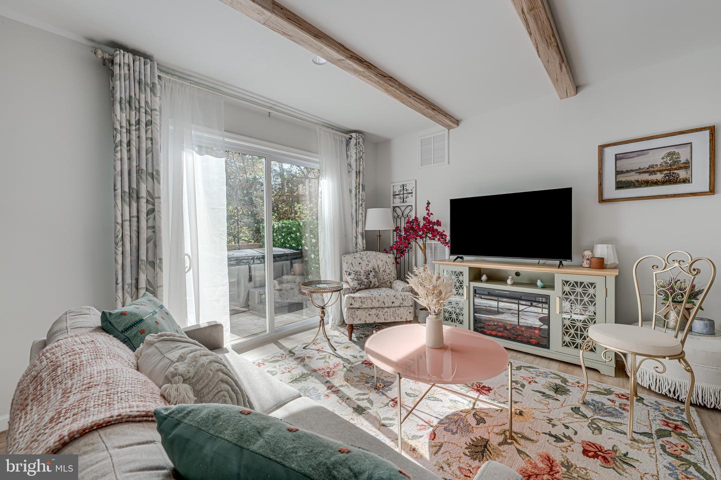 268 VAUGHT DR, FRONT ROYAL, Virginia 22630, 2 Bedrooms Bedrooms, ,1 BathroomBathrooms,Residential,For sale,268 VAUGHT DR,VAWR2013604 MLS # VAWR2013604