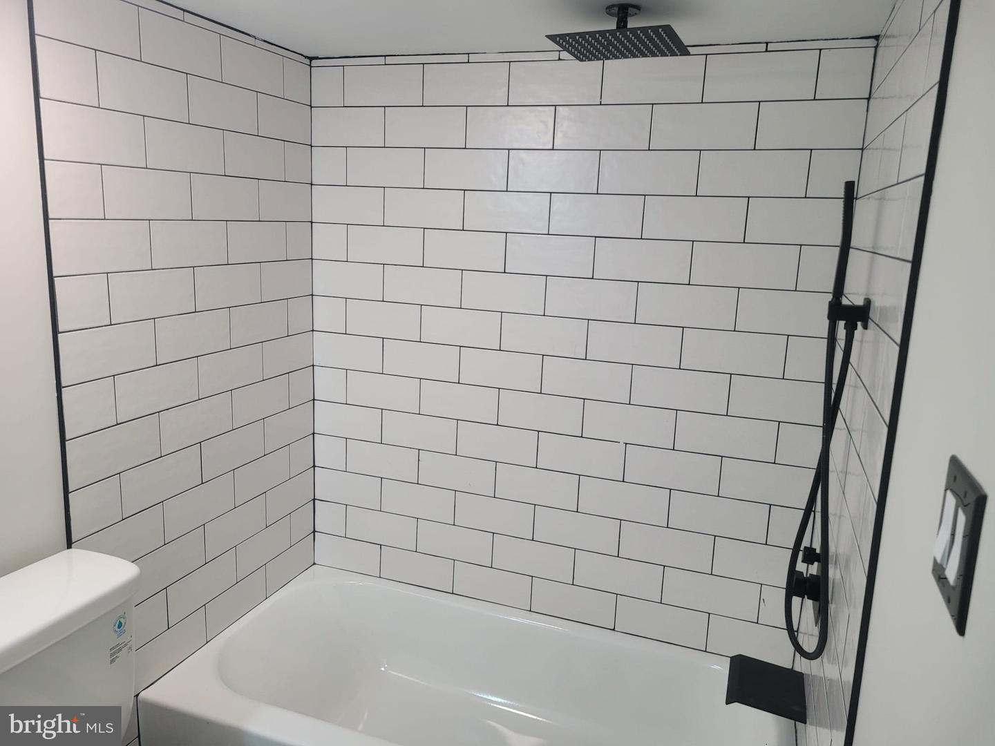 220 33RD ST NE, WASHINGTON, District Of Columbia 20019, 2 Bedrooms Bedrooms, ,2 BathroomsBathrooms,Residential,For sale,220 33RD ST NE,DCDC2249434 MLS # DCDC2249434