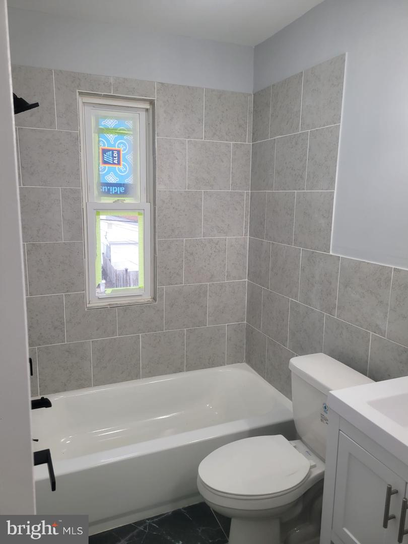 220 33RD ST NE, WASHINGTON, District Of Columbia 20019, 2 Bedrooms Bedrooms, ,2 BathroomsBathrooms,Residential,For sale,220 33RD ST NE,DCDC2249434 MLS # DCDC2249434