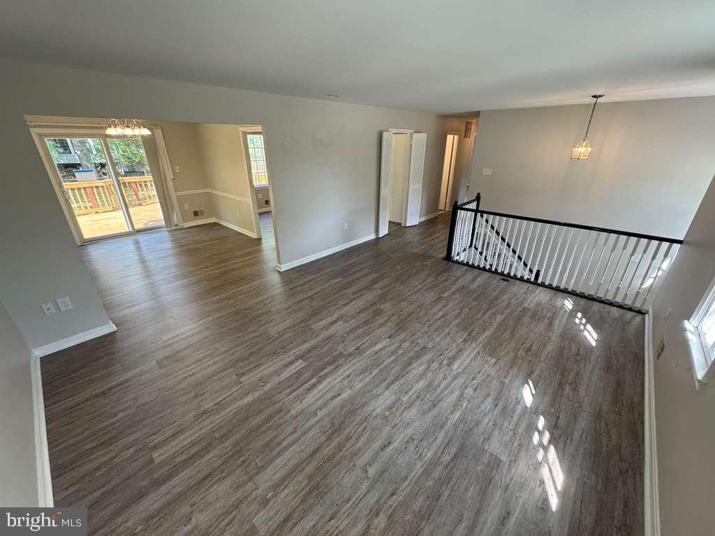 7918 EDINBURGH DR, SPRINGFIELD, Virginia 22153, 5 Bedrooms Bedrooms, ,3 BathroomsBathrooms,Residential,For sale,7918 EDINBURGH DR,VAFX2294886 MLS # VAFX2294886