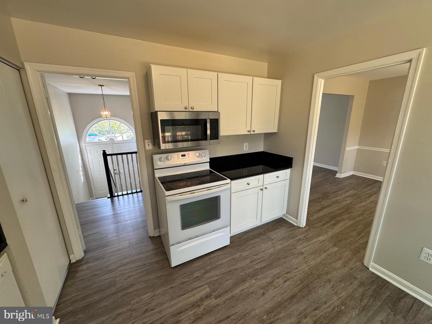 7918 EDINBURGH DR, SPRINGFIELD, Virginia 22153, 5 Bedrooms Bedrooms, ,3 BathroomsBathrooms,Residential,For sale,7918 EDINBURGH DR,VAFX2294886 MLS # VAFX2294886