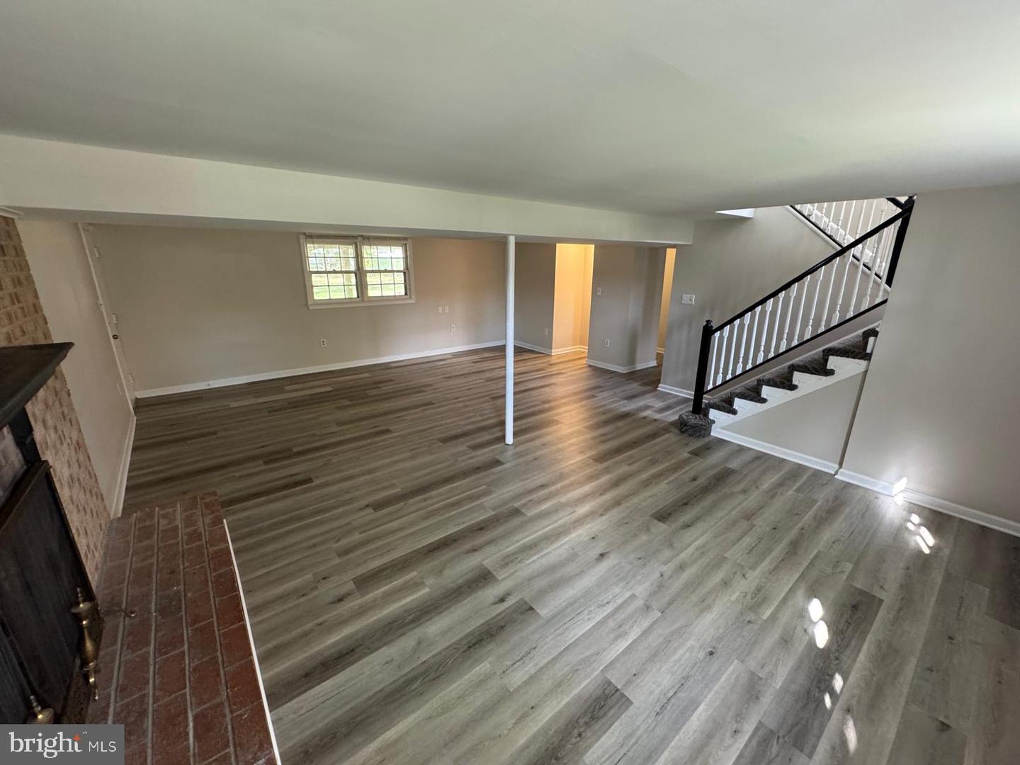 7918 EDINBURGH DR, SPRINGFIELD, Virginia 22153, 5 Bedrooms Bedrooms, ,3 BathroomsBathrooms,Residential,For sale,7918 EDINBURGH DR,VAFX2294886 MLS # VAFX2294886