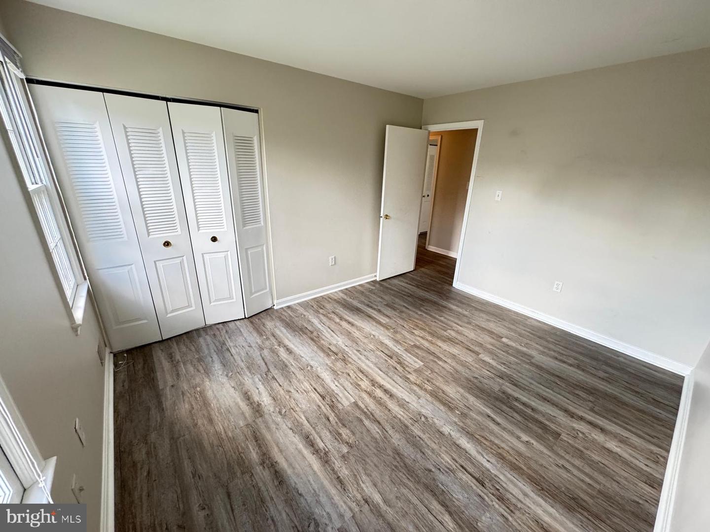 7918 EDINBURGH DR, SPRINGFIELD, Virginia 22153, 5 Bedrooms Bedrooms, ,3 BathroomsBathrooms,Residential,For sale,7918 EDINBURGH DR,VAFX2294886 MLS # VAFX2294886