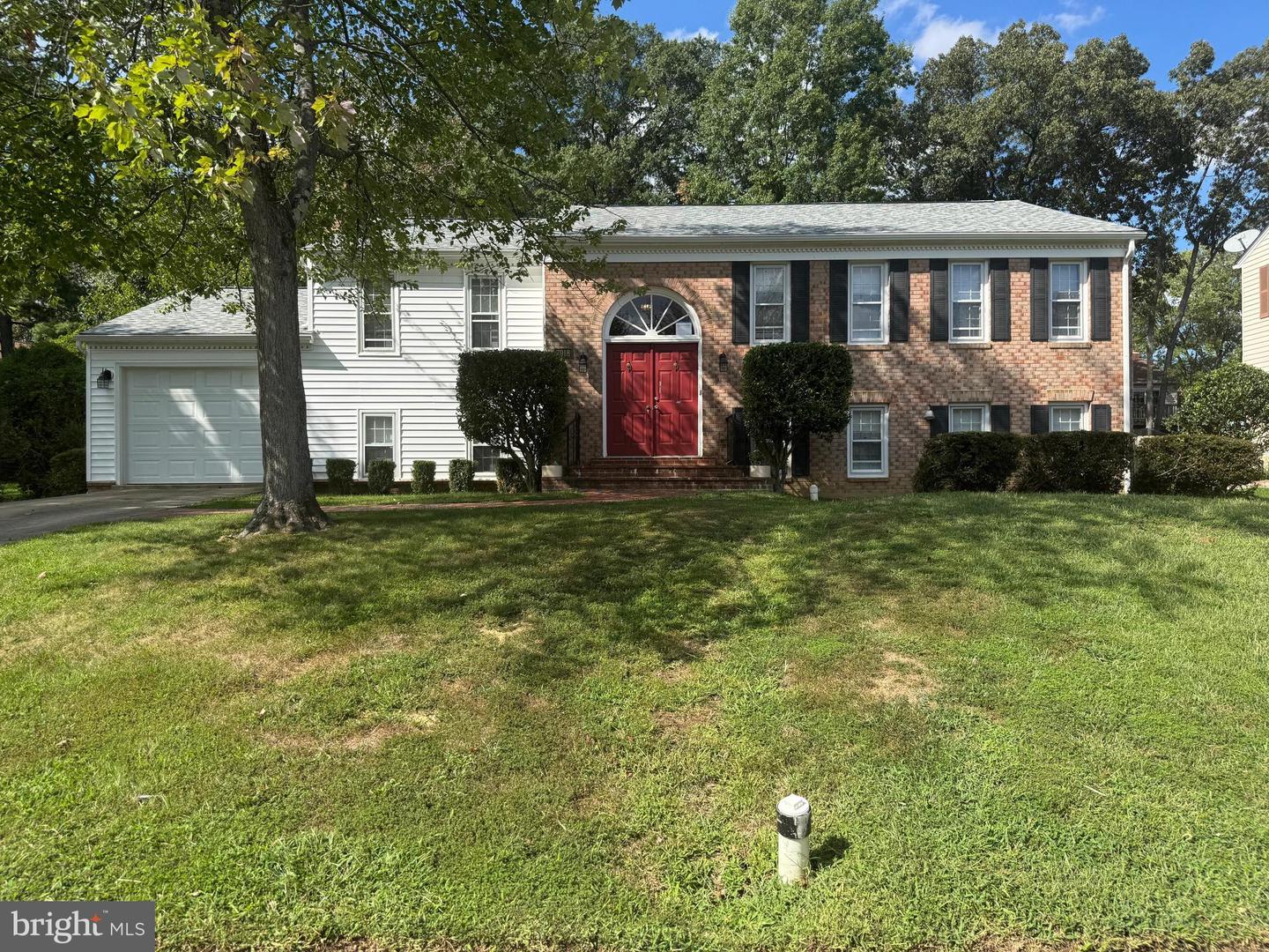 7918 EDINBURGH DR, SPRINGFIELD, Virginia 22153, 5 Bedrooms Bedrooms, ,3 BathroomsBathrooms,Residential,For sale,7918 EDINBURGH DR,VAFX2294886 MLS # VAFX2294886