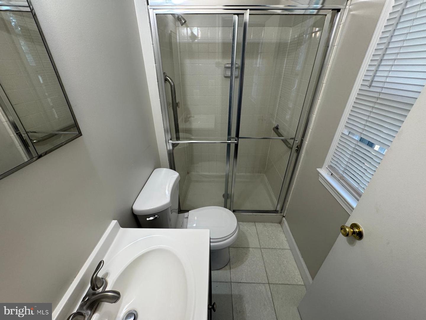 7918 EDINBURGH DR, SPRINGFIELD, Virginia 22153, 5 Bedrooms Bedrooms, ,3 BathroomsBathrooms,Residential,For sale,7918 EDINBURGH DR,VAFX2294886 MLS # VAFX2294886