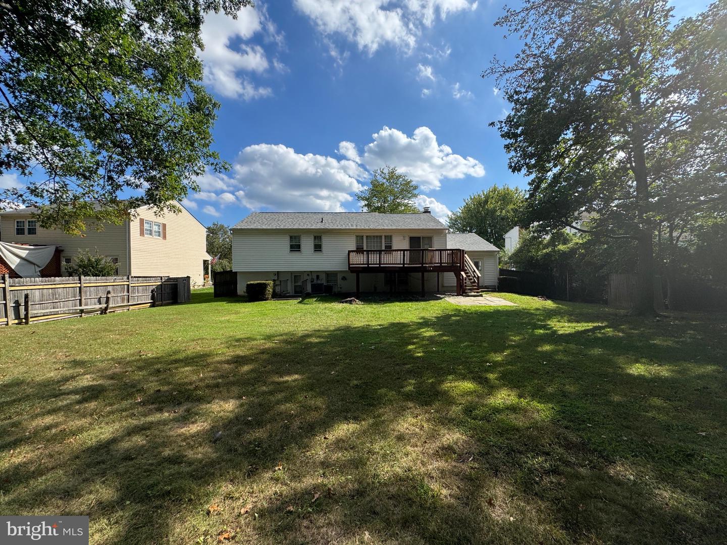 7918 EDINBURGH DR, SPRINGFIELD, Virginia 22153, 5 Bedrooms Bedrooms, ,3 BathroomsBathrooms,Residential,For sale,7918 EDINBURGH DR,VAFX2294886 MLS # VAFX2294886