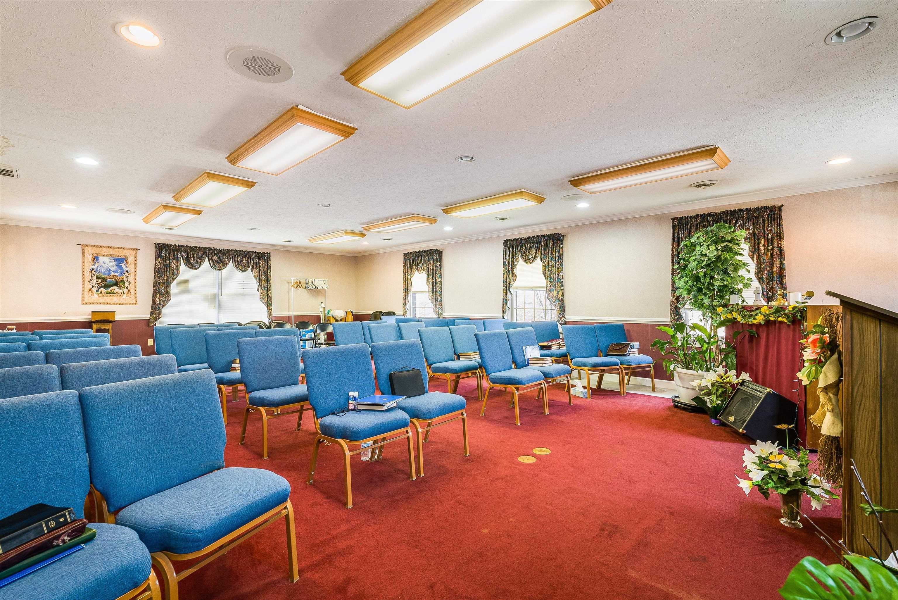 727 LEE HWY, VERONA, Virginia 24482, ,Commercial,727 LEE HWY,674099 MLS # 674099