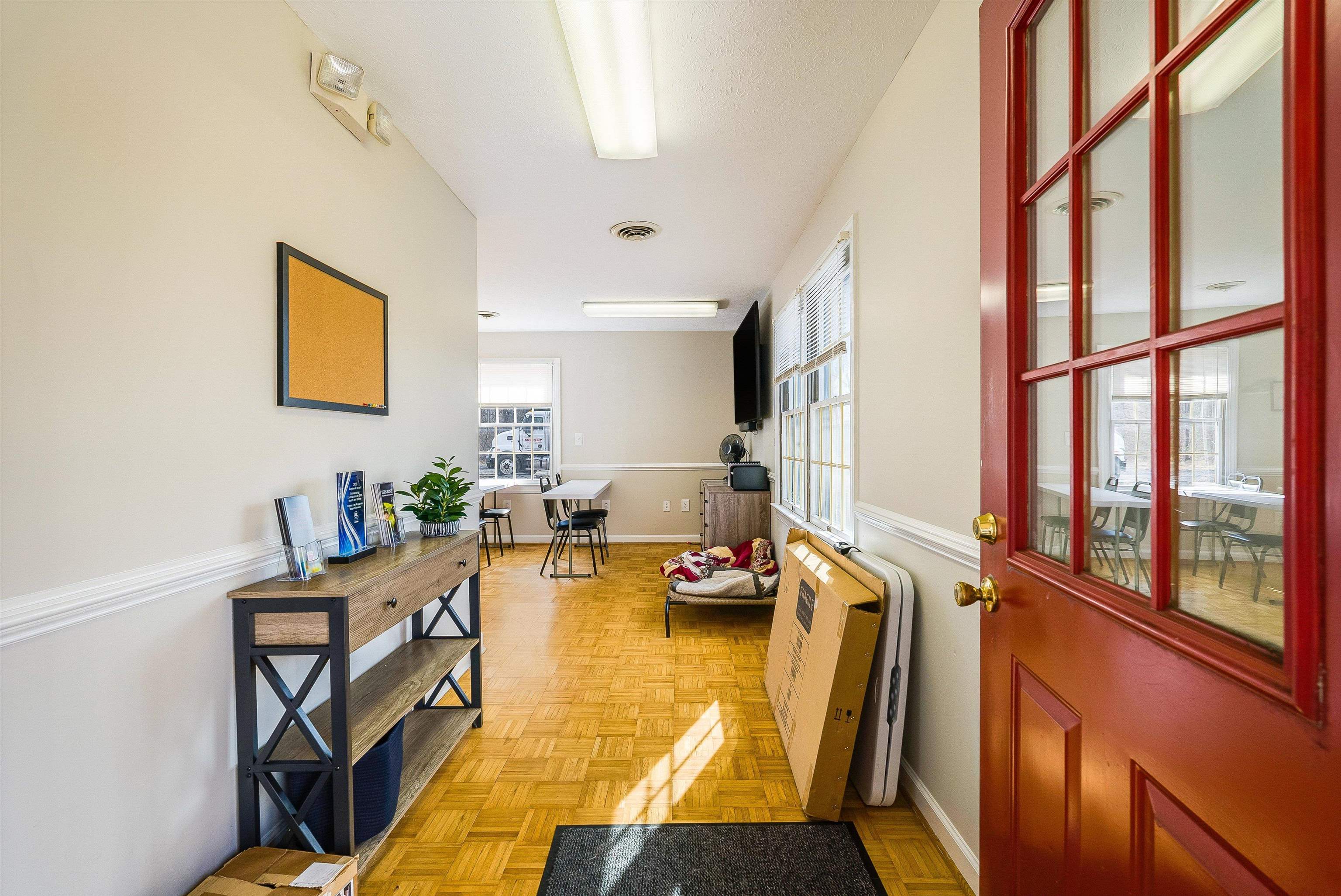 727 LEE HWY, VERONA, Virginia 24482, ,Commercial,727 LEE HWY,674099 MLS # 674099