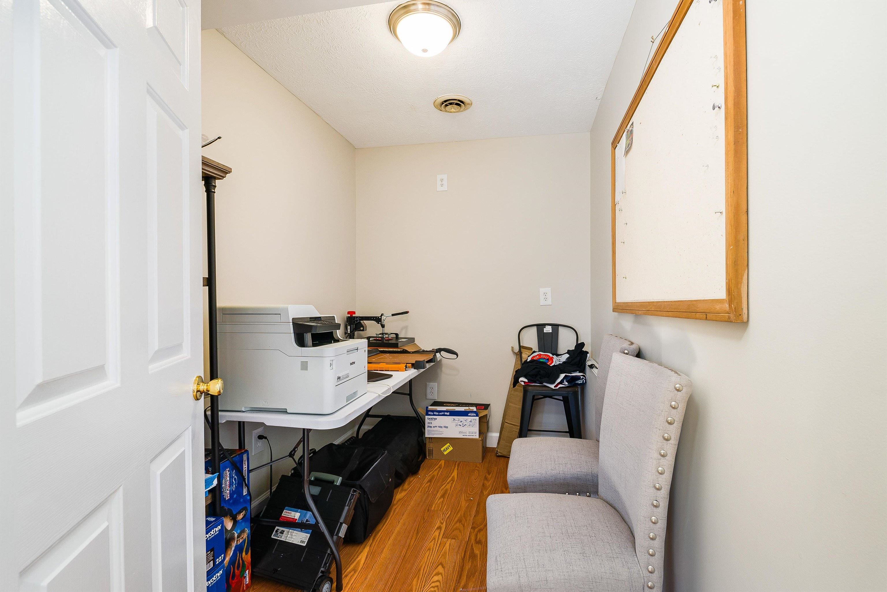 727 LEE HWY, VERONA, Virginia 24482, ,Commercial,727 LEE HWY,674099 MLS # 674099