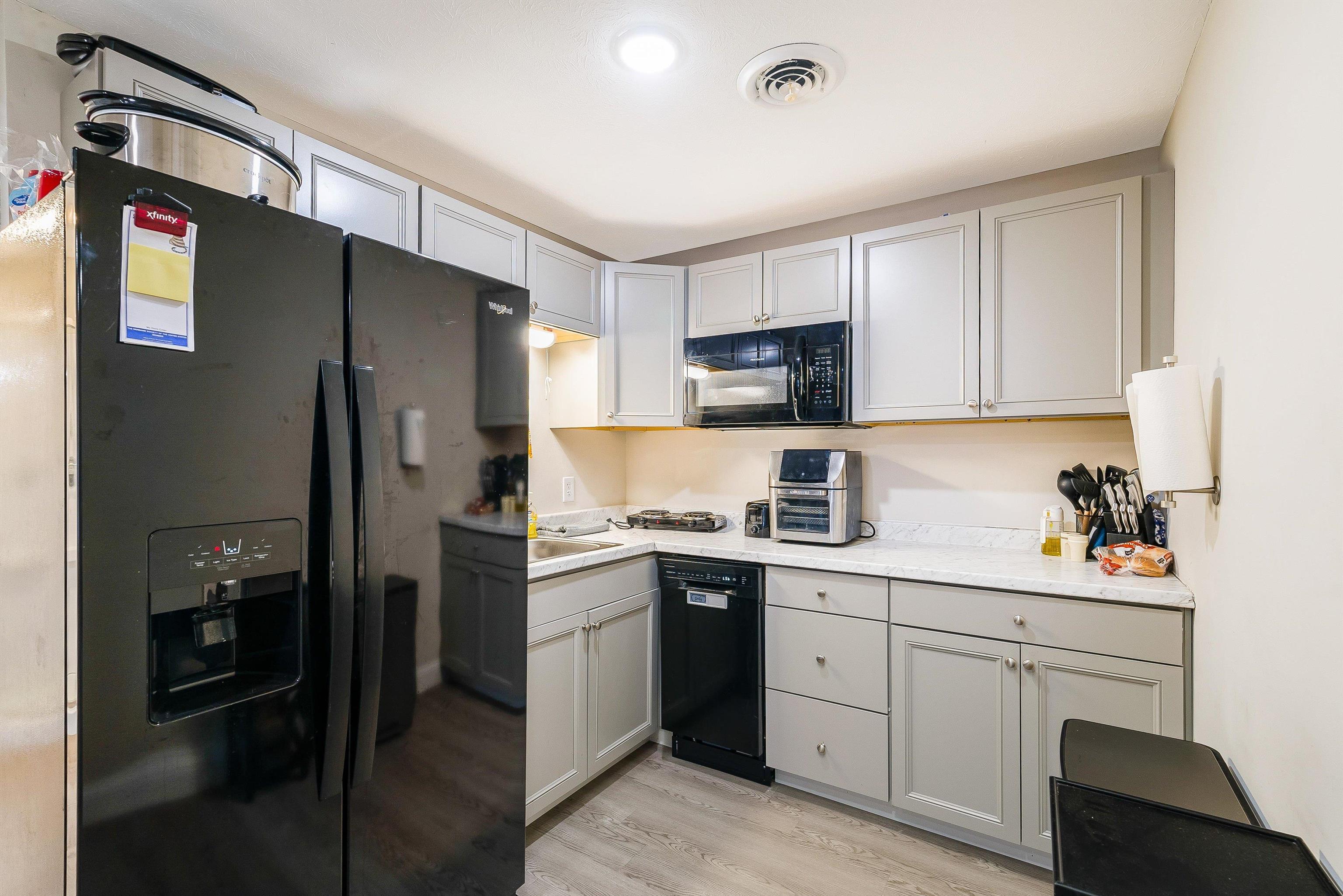 727 LEE HWY, VERONA, Virginia 24482, ,Commercial,727 LEE HWY,674099 MLS # 674099