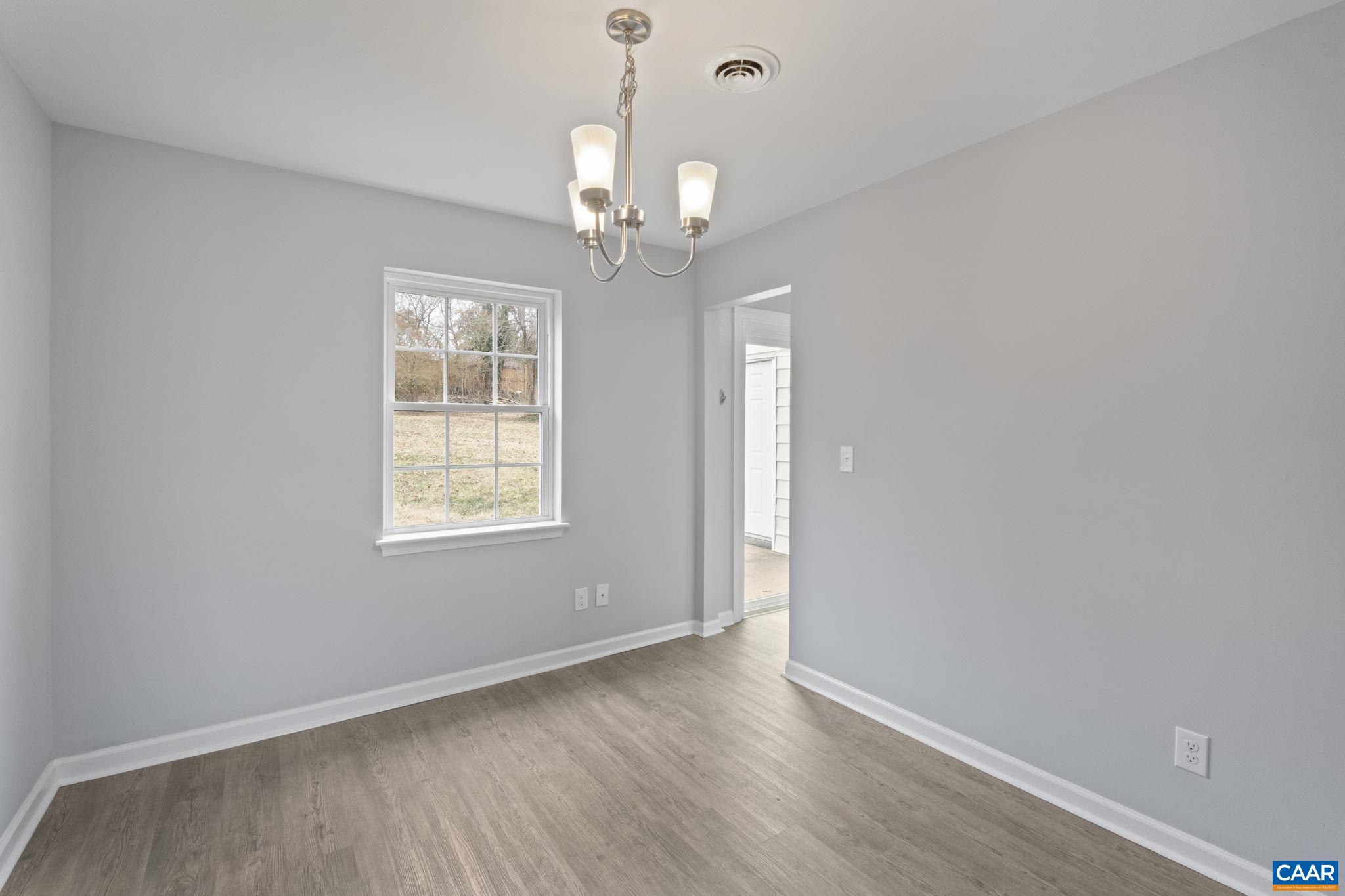 827 SAINT CLAIR AVE, CHARLOTTESVILLE, Virginia 22902, ,Residential,827 SAINT CLAIR AVE,674093 MLS # 674093