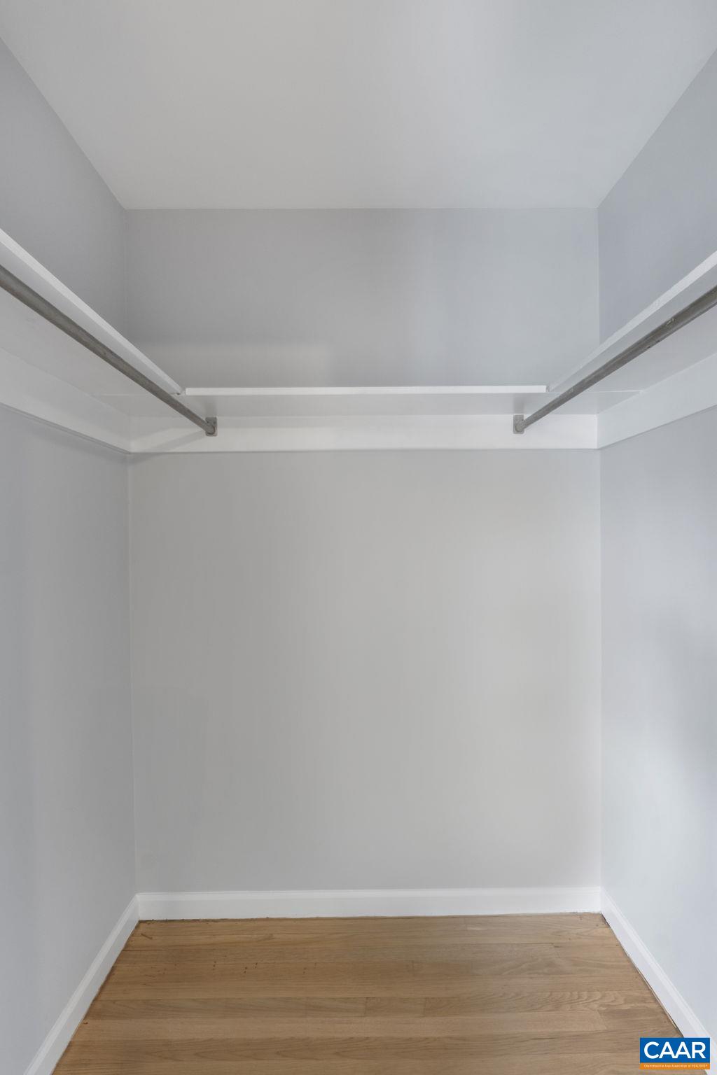 827 SAINT CLAIR AVE, CHARLOTTESVILLE, Virginia 22902, ,Residential,827 SAINT CLAIR AVE,674093 MLS # 674093